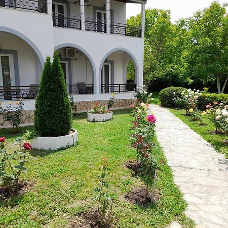 Artemis Studios & Apartments Sidari Екстериор снимка