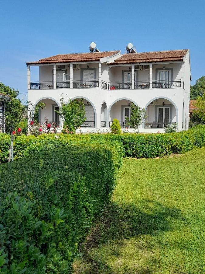 Artemis Studios & Apartments Sidari Екстериор снимка