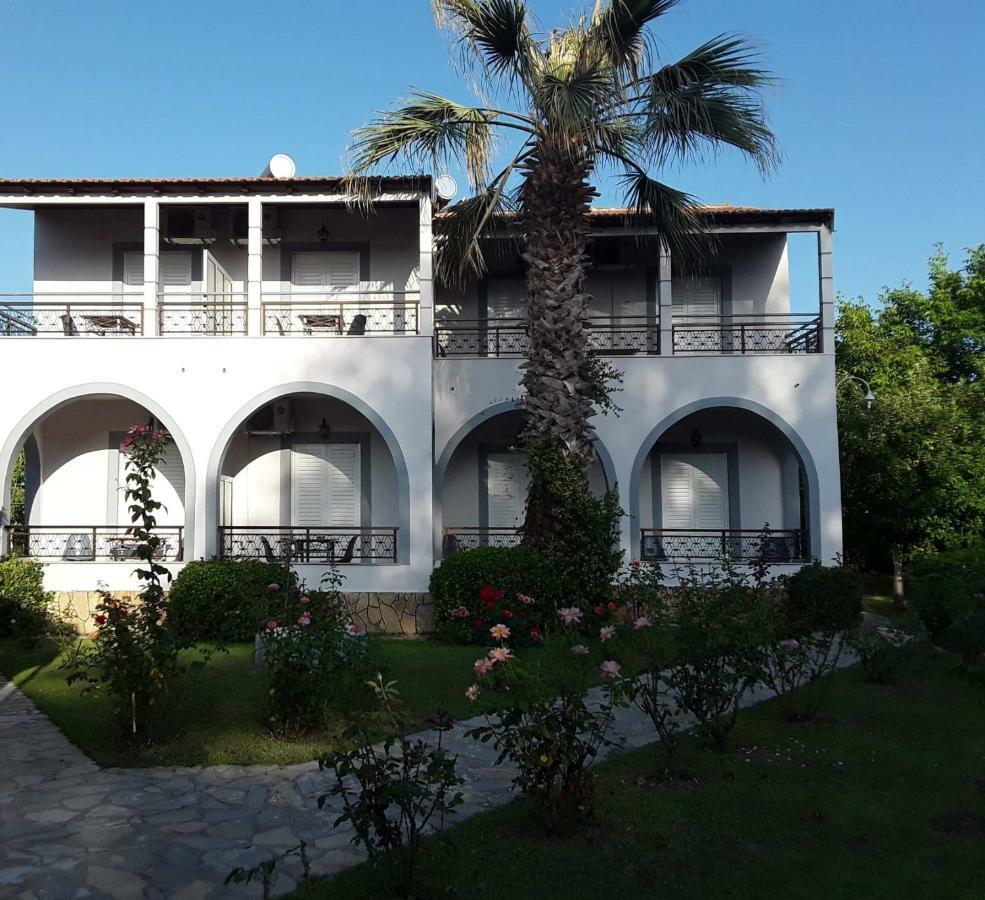 Artemis Studios & Apartments Sidari Екстериор снимка
